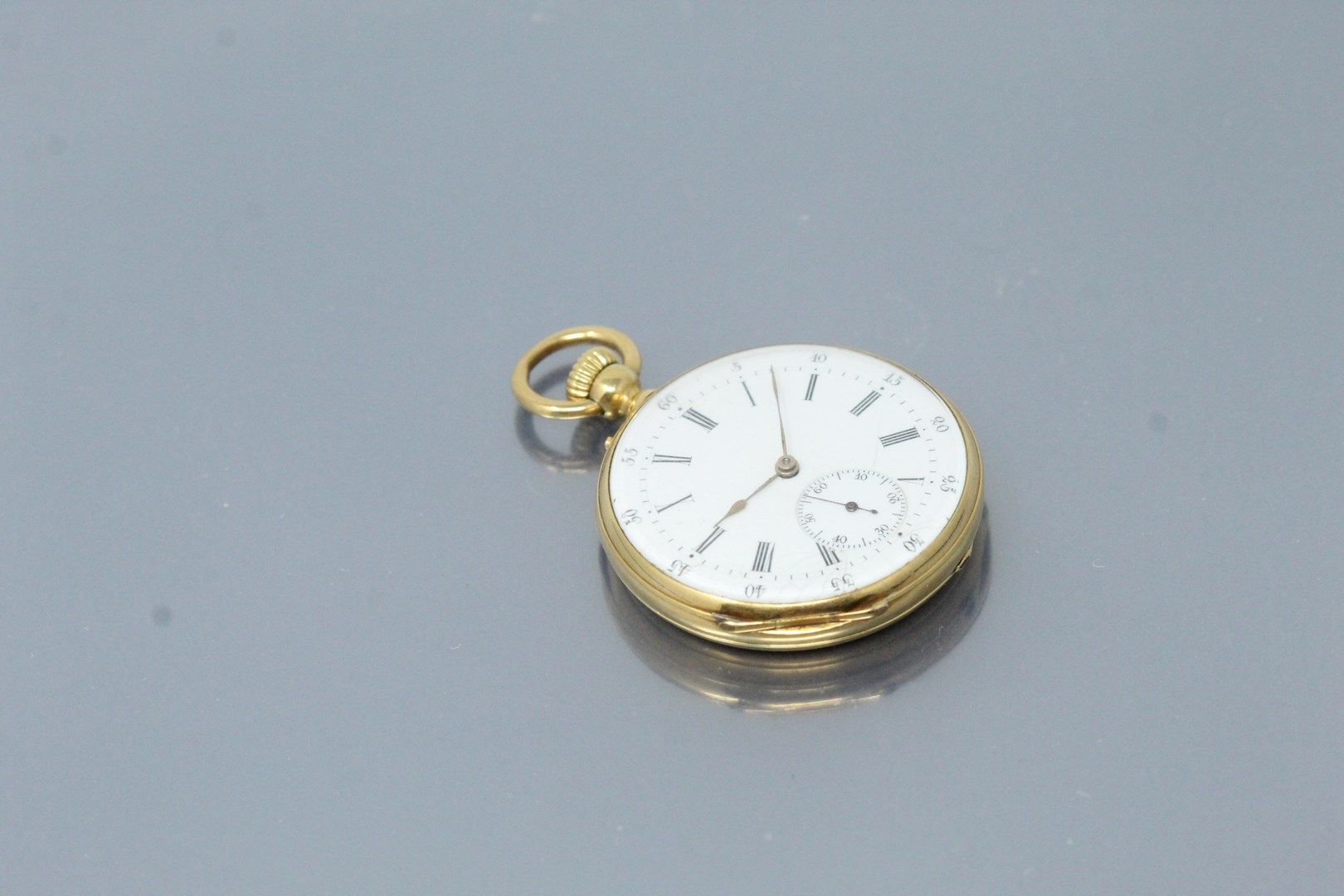 Null 
18k (750) yellow gold pocket watch, white enamelled dial (accidents) with &hellip;