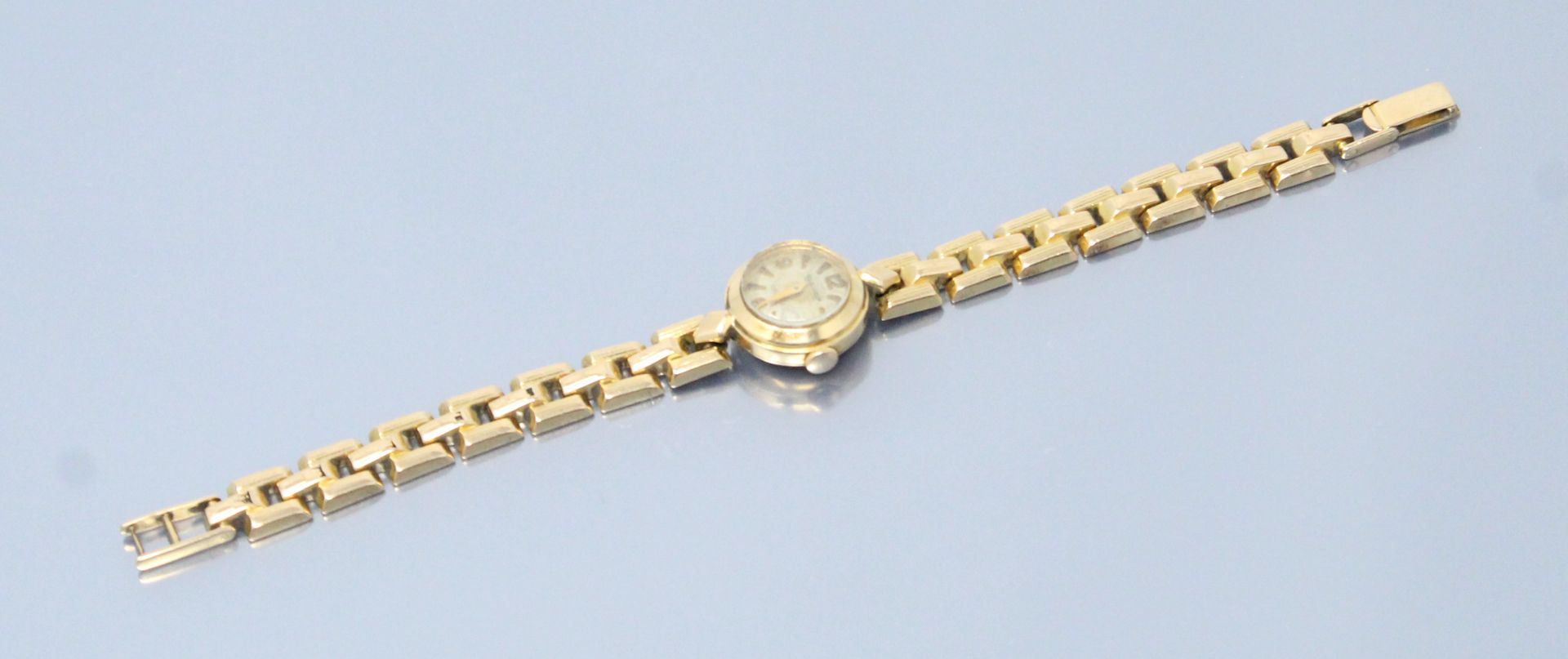 Null JAEGER-LECOULTRE

Montre bracelet de dame, boîtier rond en or jaune 18K (75&hellip;