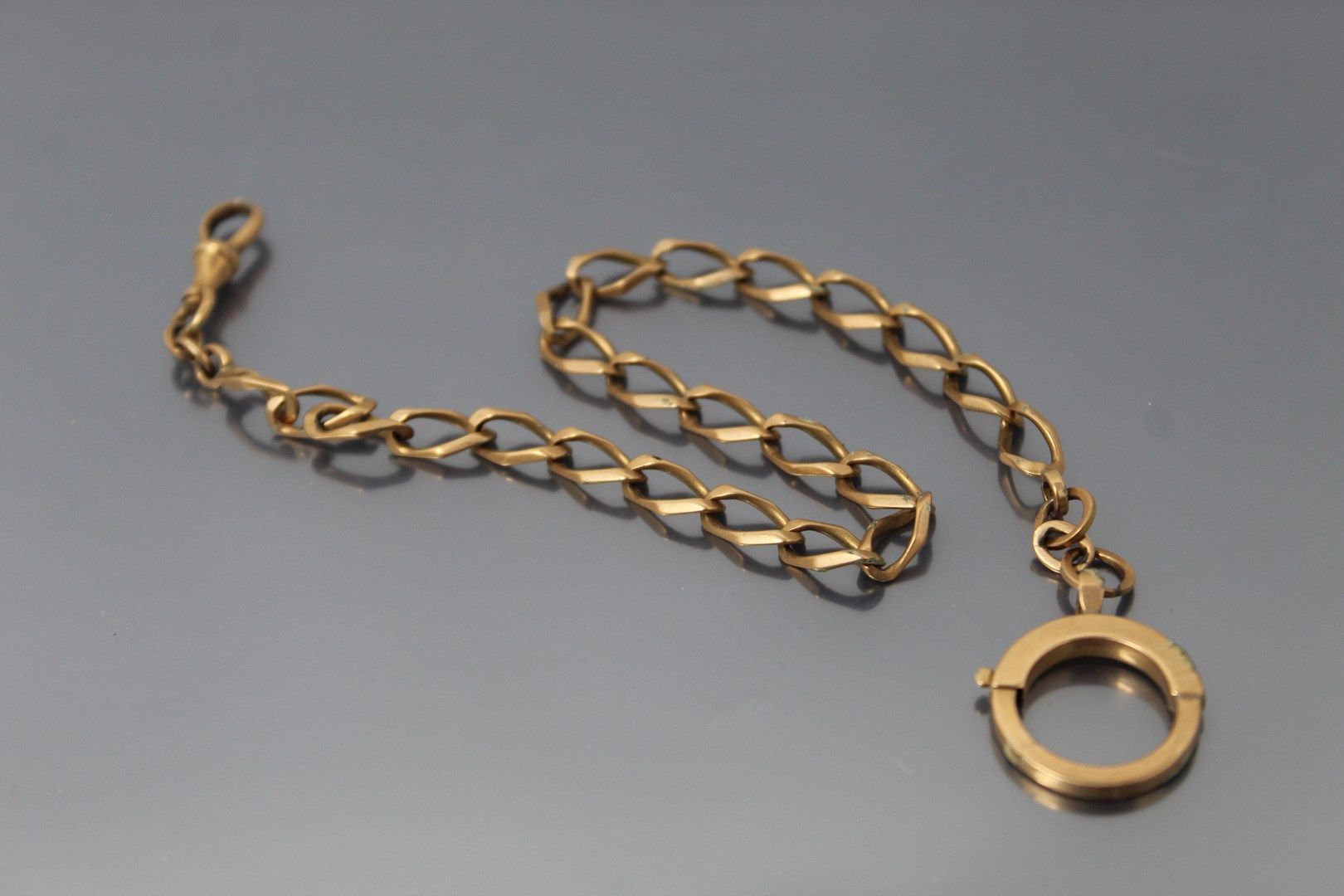 Null 18k (750) yellow gold pocket watch chain.

Weight : 16.20 g.