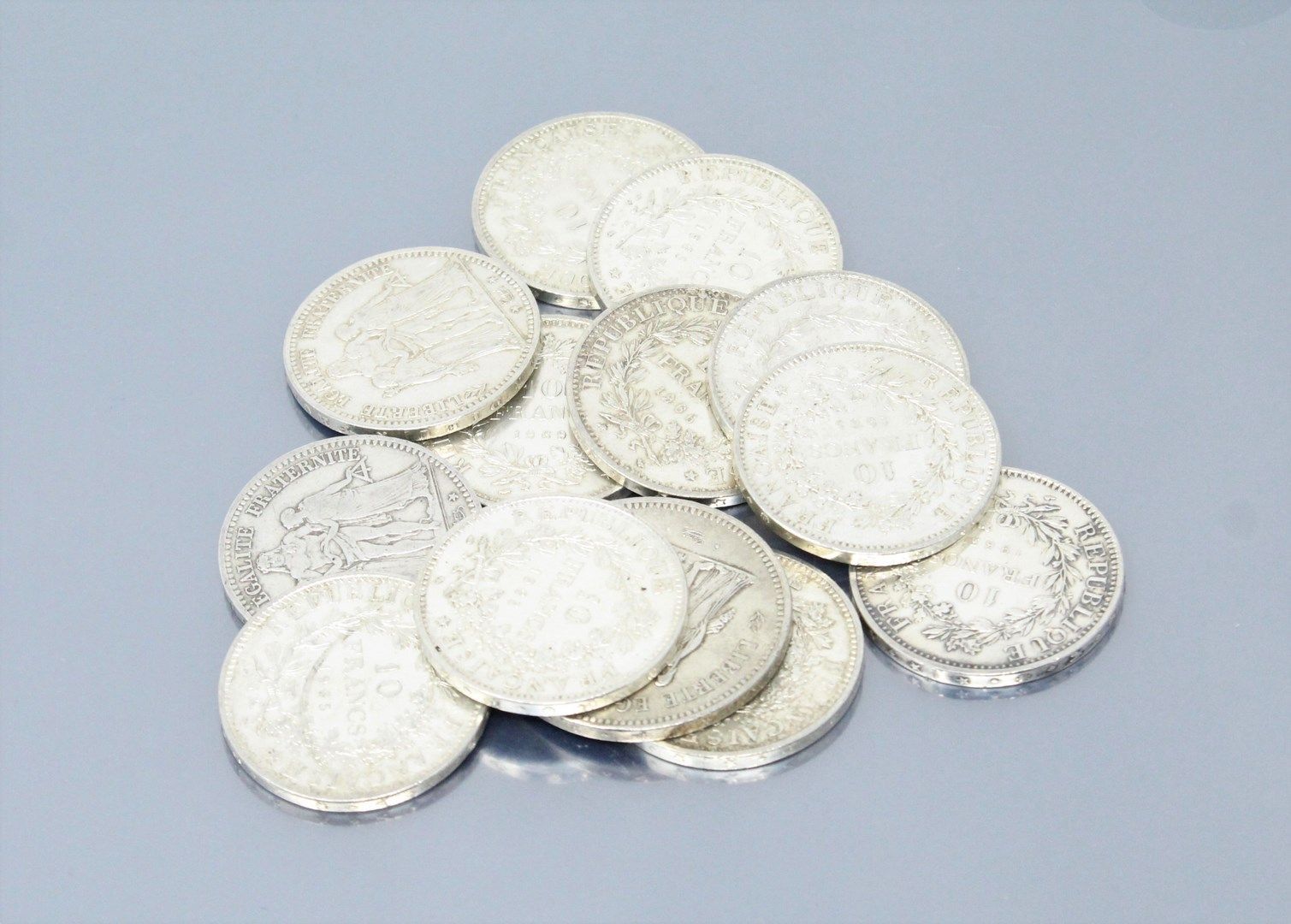 Null Silbermünzen des Typs "Herkules":

- 50 F : 1976

- 10 F : 1965 (x6) - 1966&hellip;