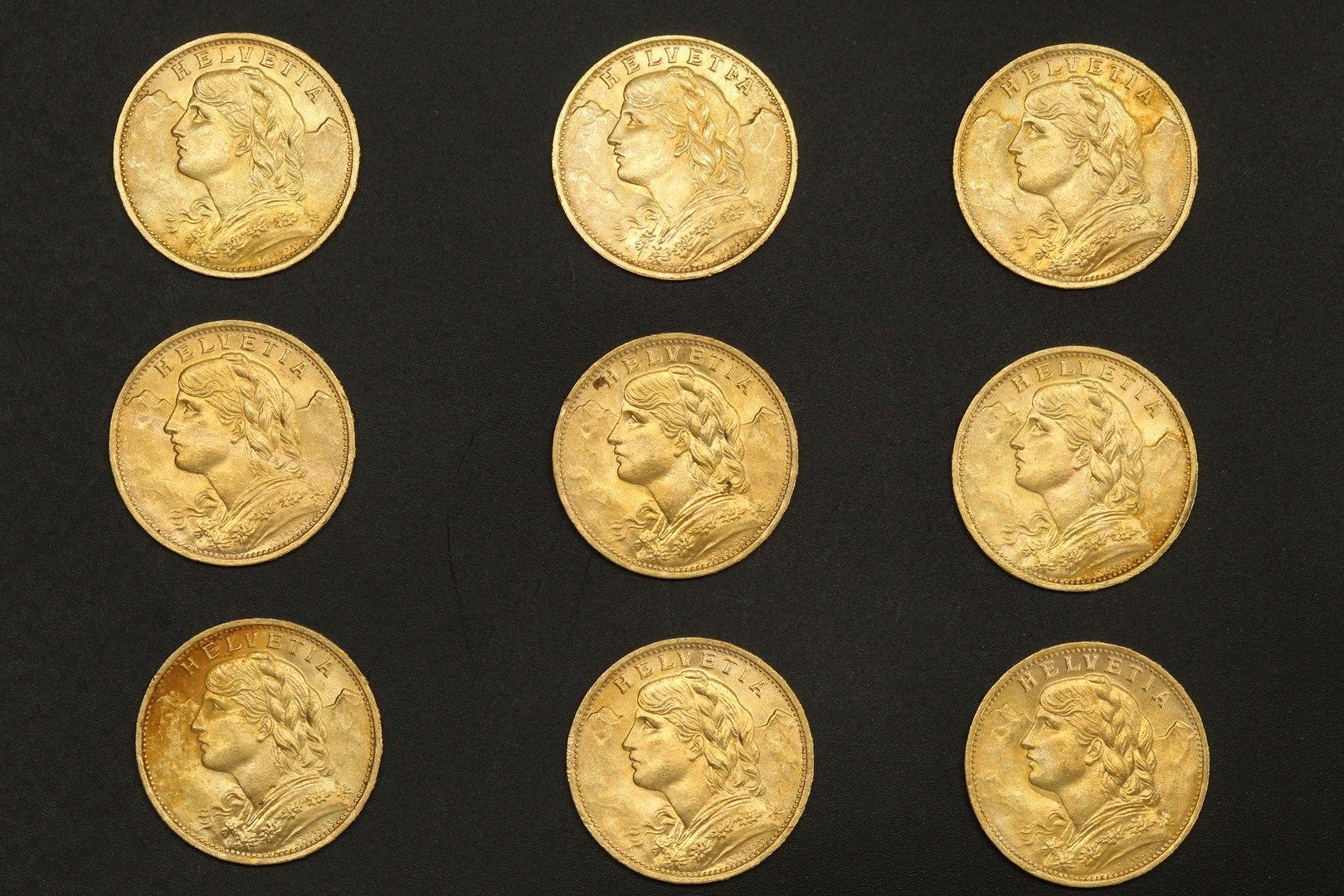 Null Neuf pièces en or de 20 francs suisses Vreneli.

1922 B (x9).



Poids : 58&hellip;