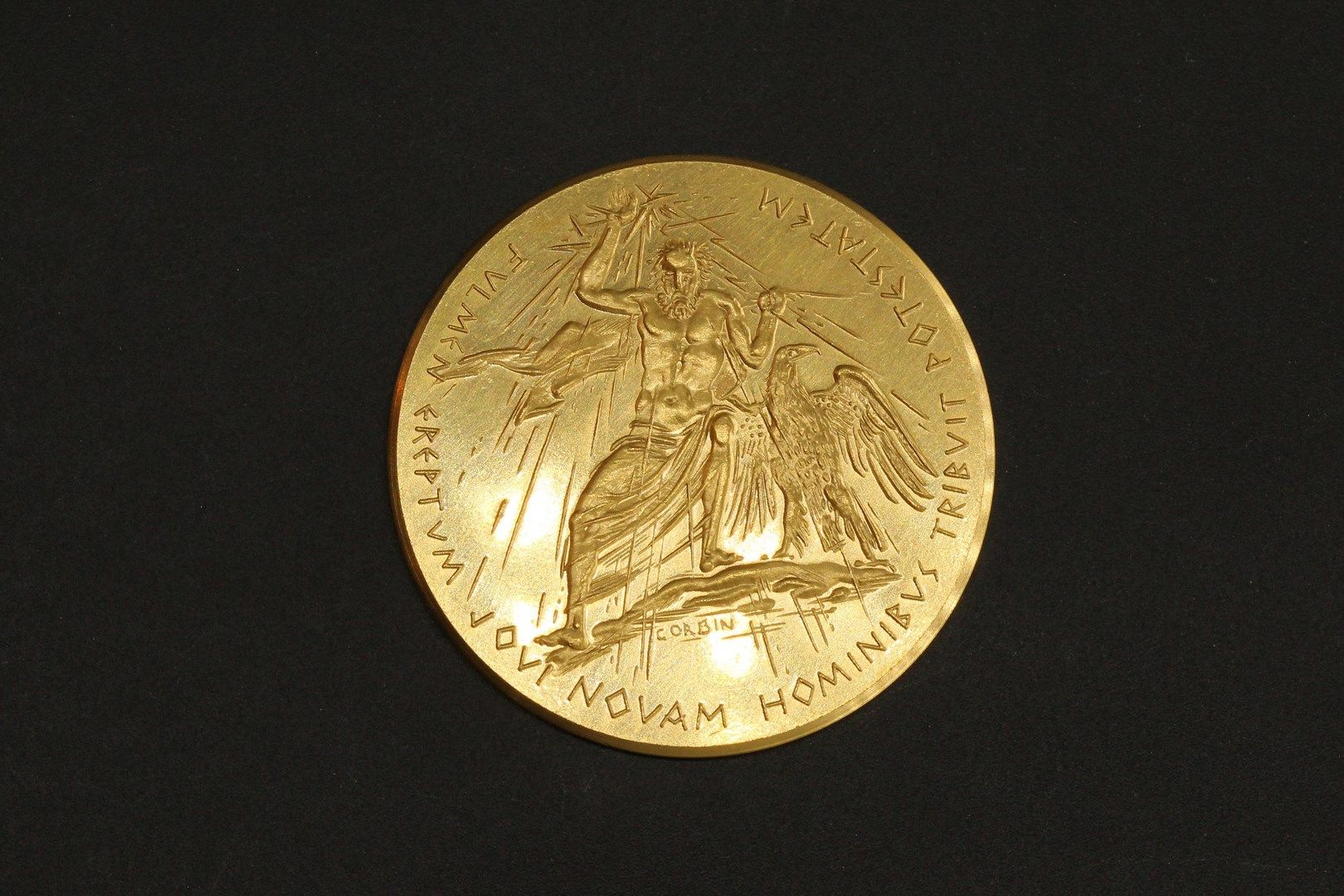 Null Medaille in 24k Gold (Seepferdchen) Compagnie Générale d'Electricité, aus a&hellip;