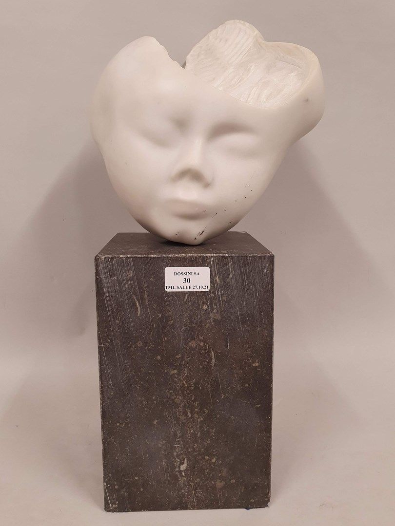 Null BOS Marytée (XX-XXI)

Kopf des Kindes 

Skulptur aus weißem Marmor auf eine&hellip;