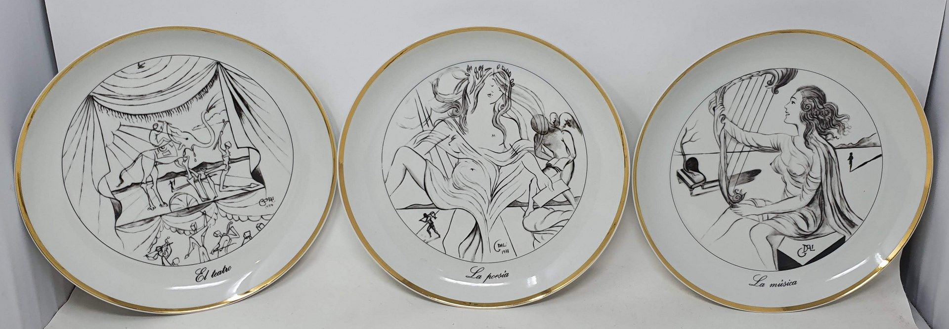 Null DALI Salvador, after

The Seven Arts. 1980. 

7 plates in fine porcelain BI&hellip;
