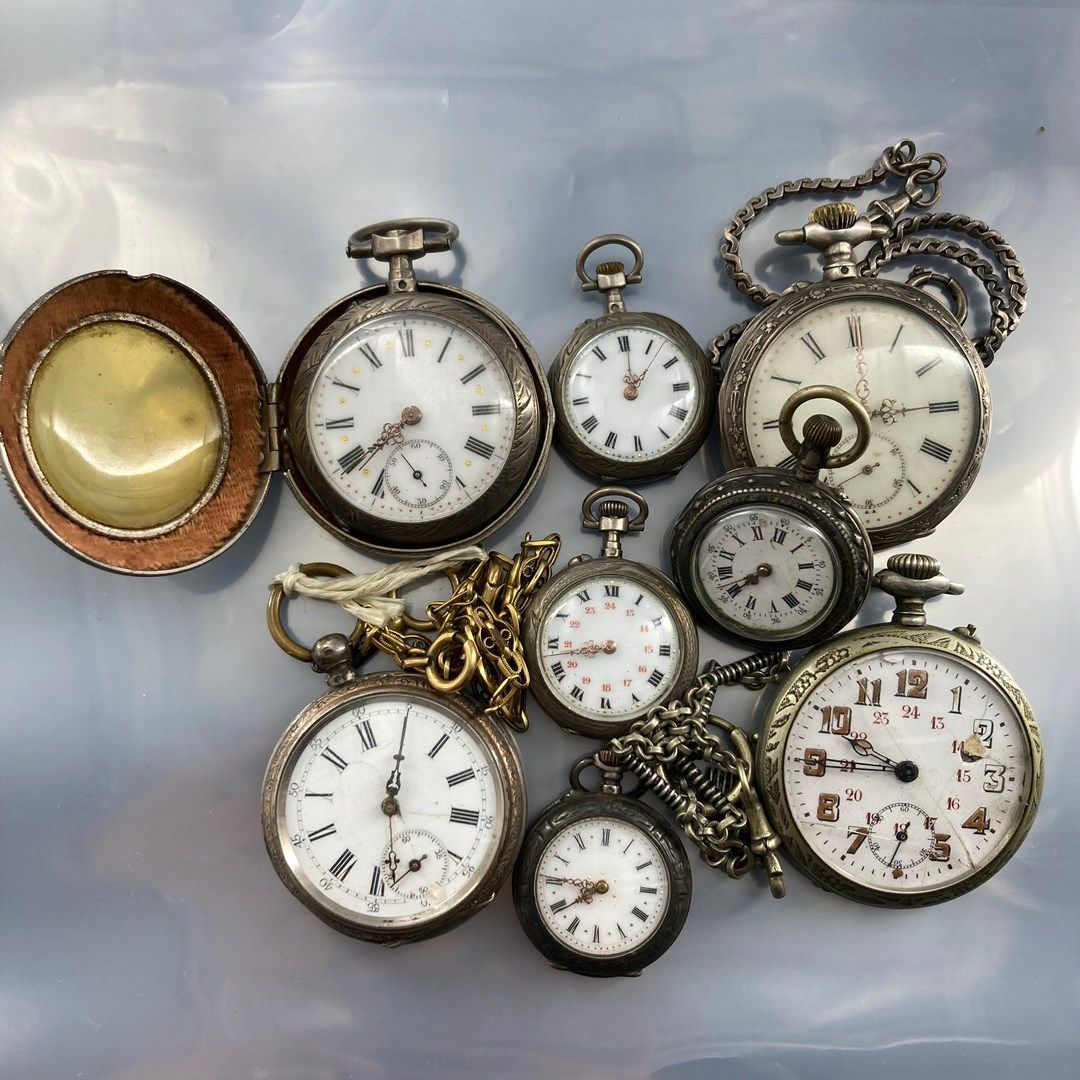 Null Eight gousset or collar watches, six with silver case (Crab), three chains,&hellip;