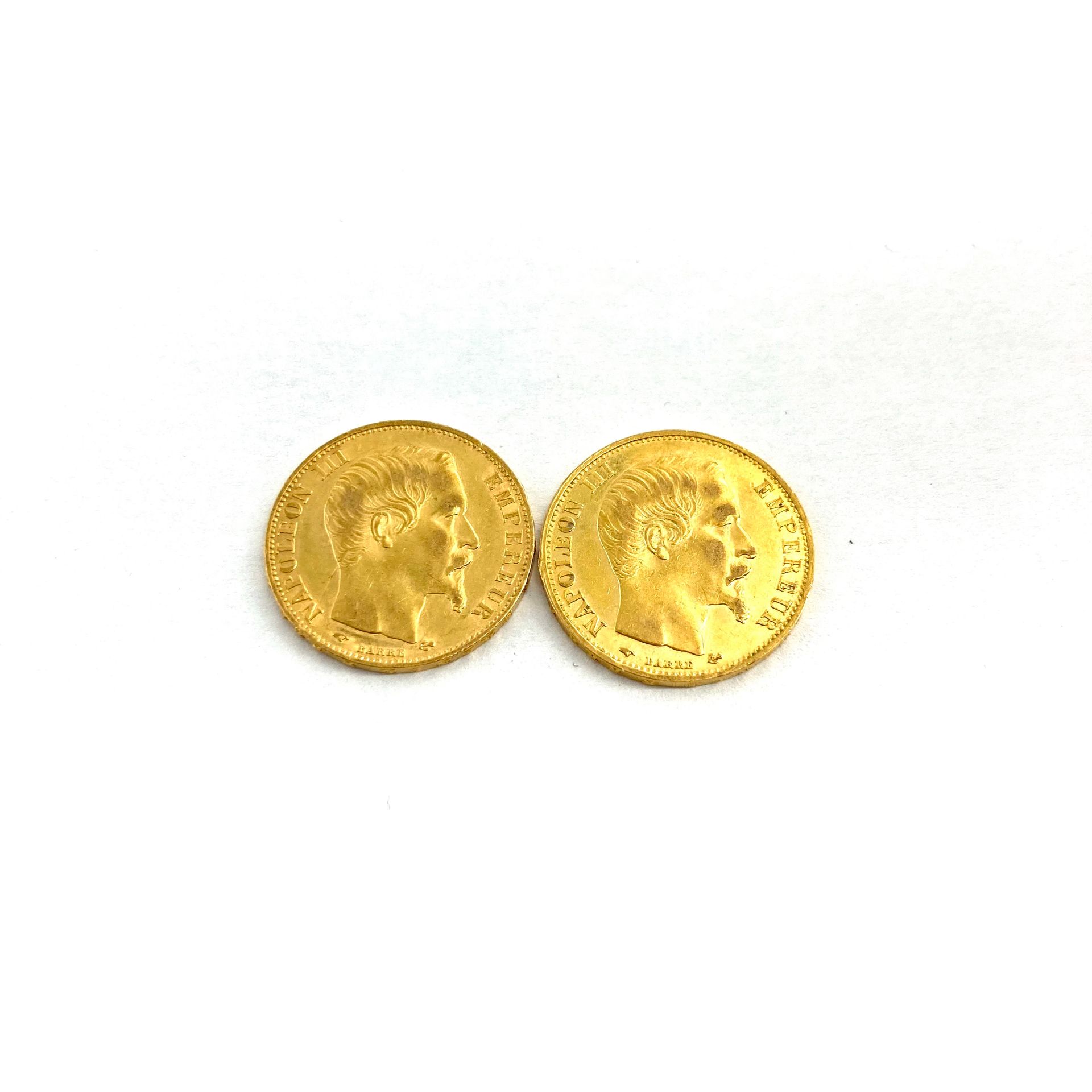 Null 两枚20法郎金币拿破仑三世免冠。

1860 A (x2)



A : 巴黎研讨会。



重量：12.90克。