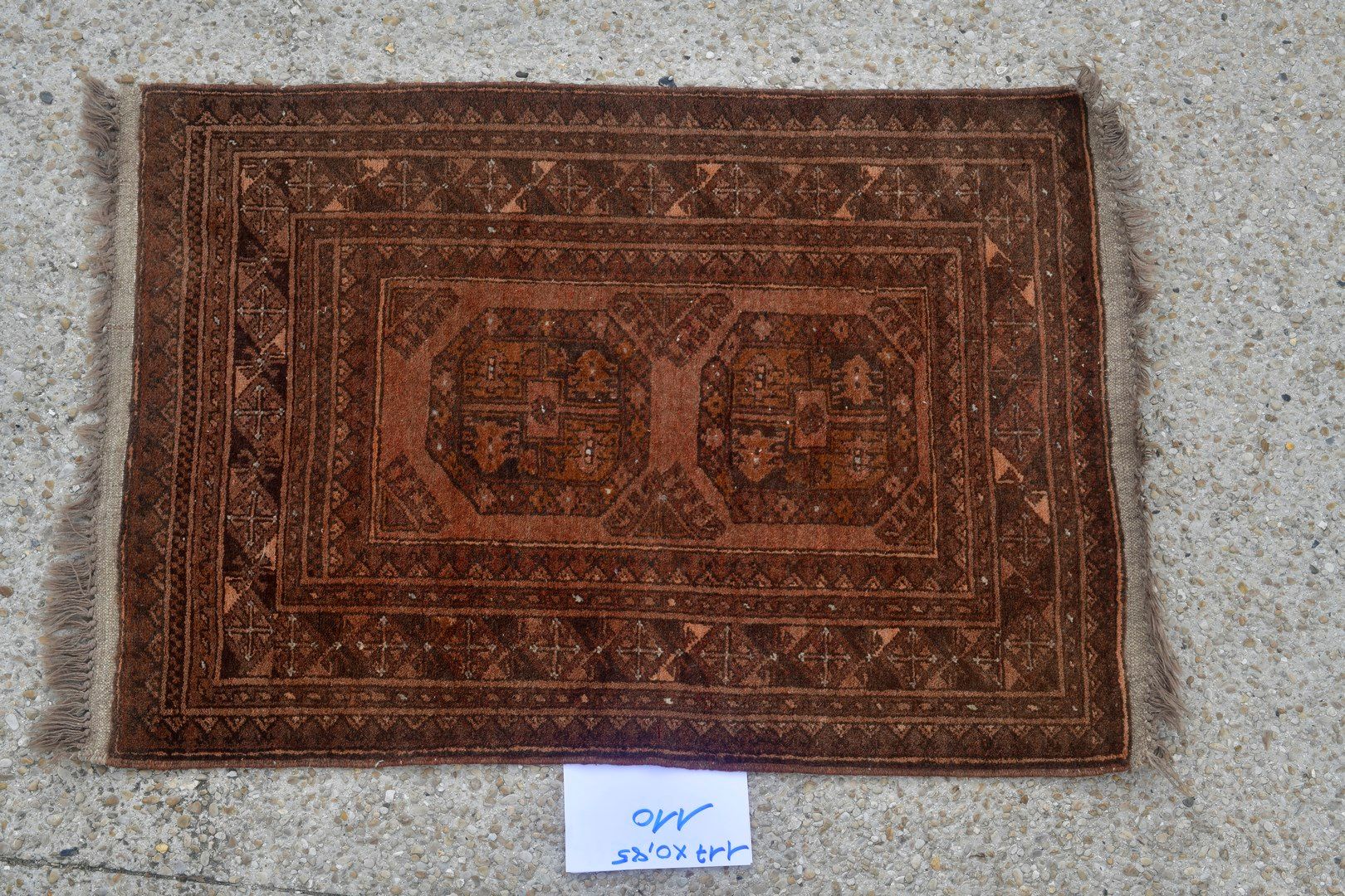 Null Belouch Afghan, alrededor de 1975. 

Terciopelo de lana sobre base de lana.&hellip;