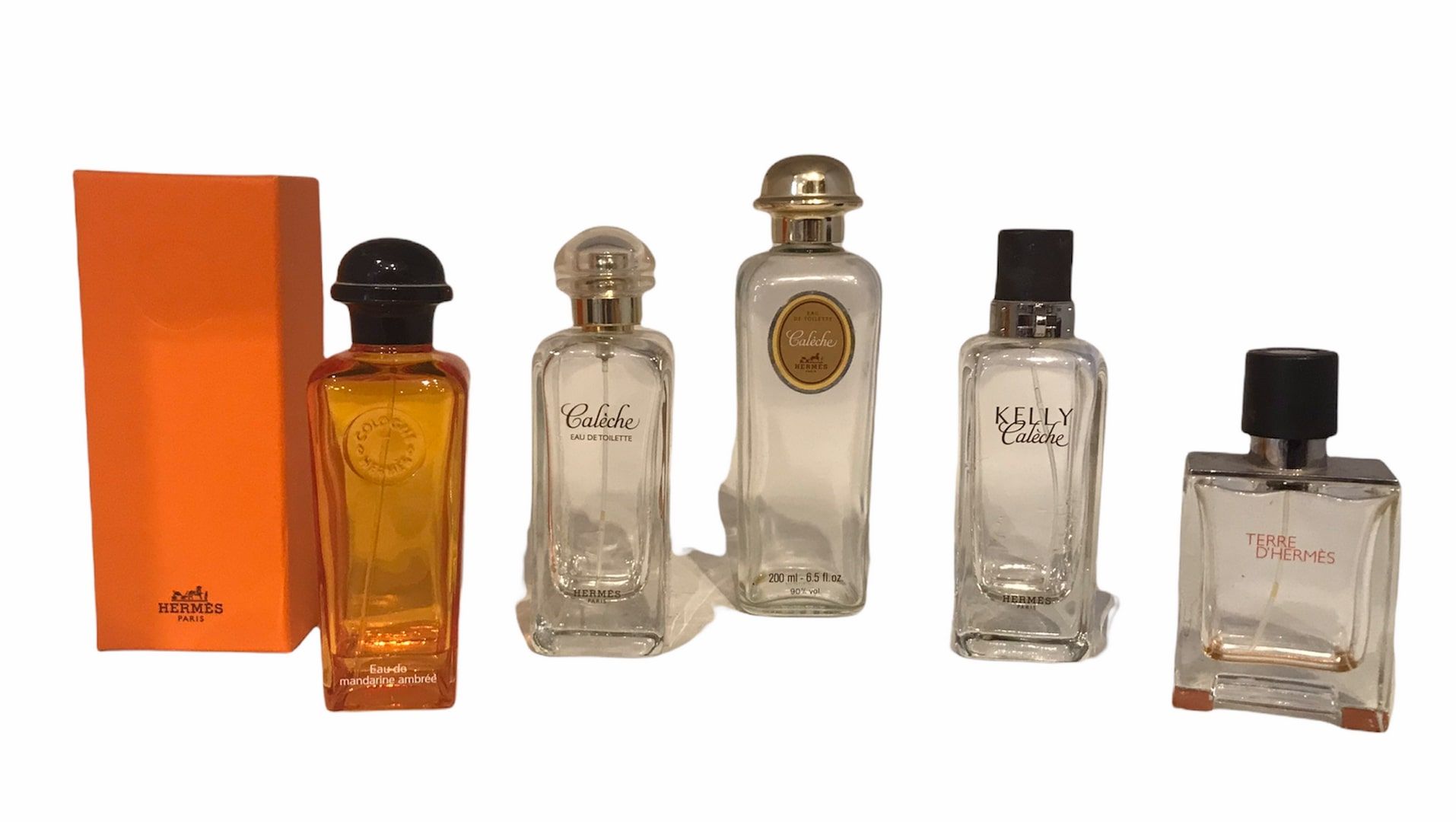 Null HERMÈS

一套4瓶香水和两瓶古龙水，其中一瓶带有包装。