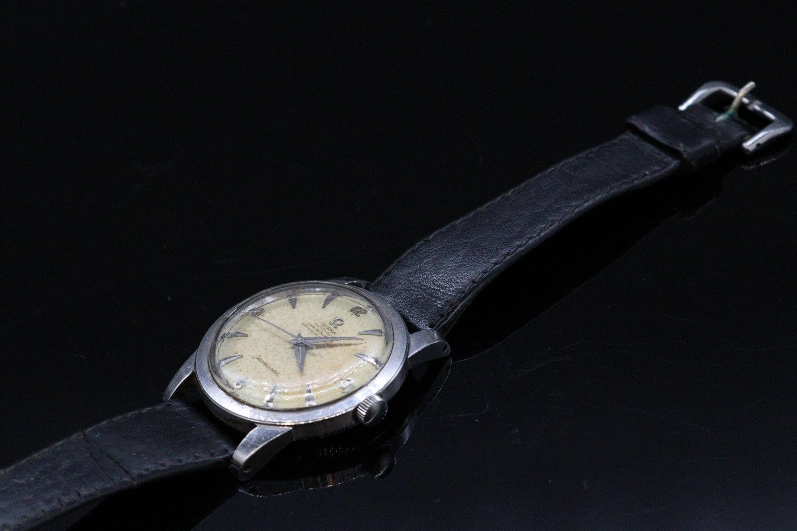 Null OMEGA 

Reloj de pulsera para caballero, caja redonda de metal, esfera con &hellip;