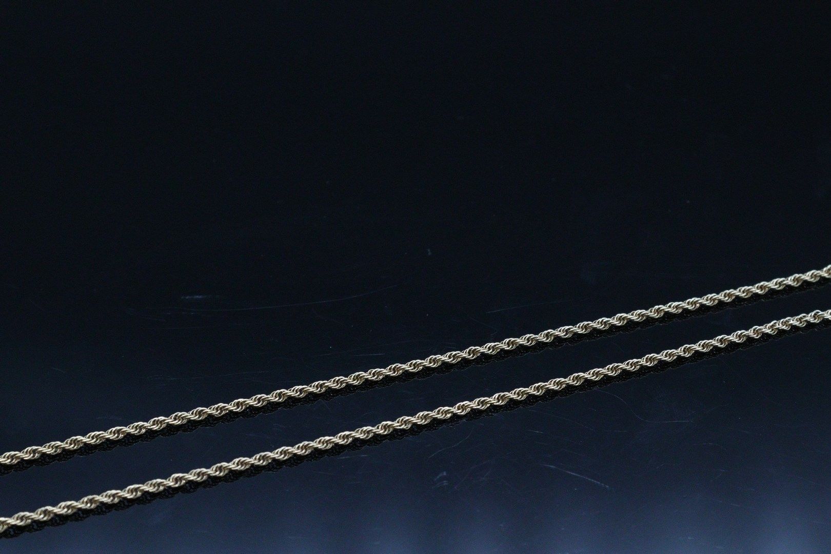 Null Chaîne en or jaune 18k (750) à maille cordage.

Tour de cou : env. 49.50 cm&hellip;