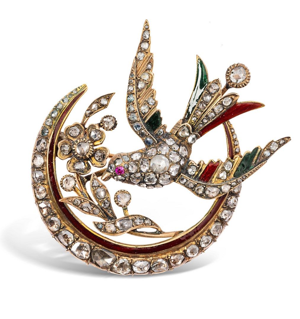 Null 9K (375) gold brooch set with rose-cut diamonds representing a bird in a cr&hellip;