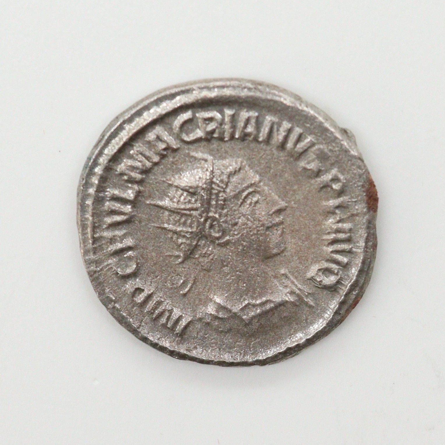 Null MACRIAN (260-261)

Antoninian 

R/ SOL INVICTO The standing sun

Mir 36/174&hellip;