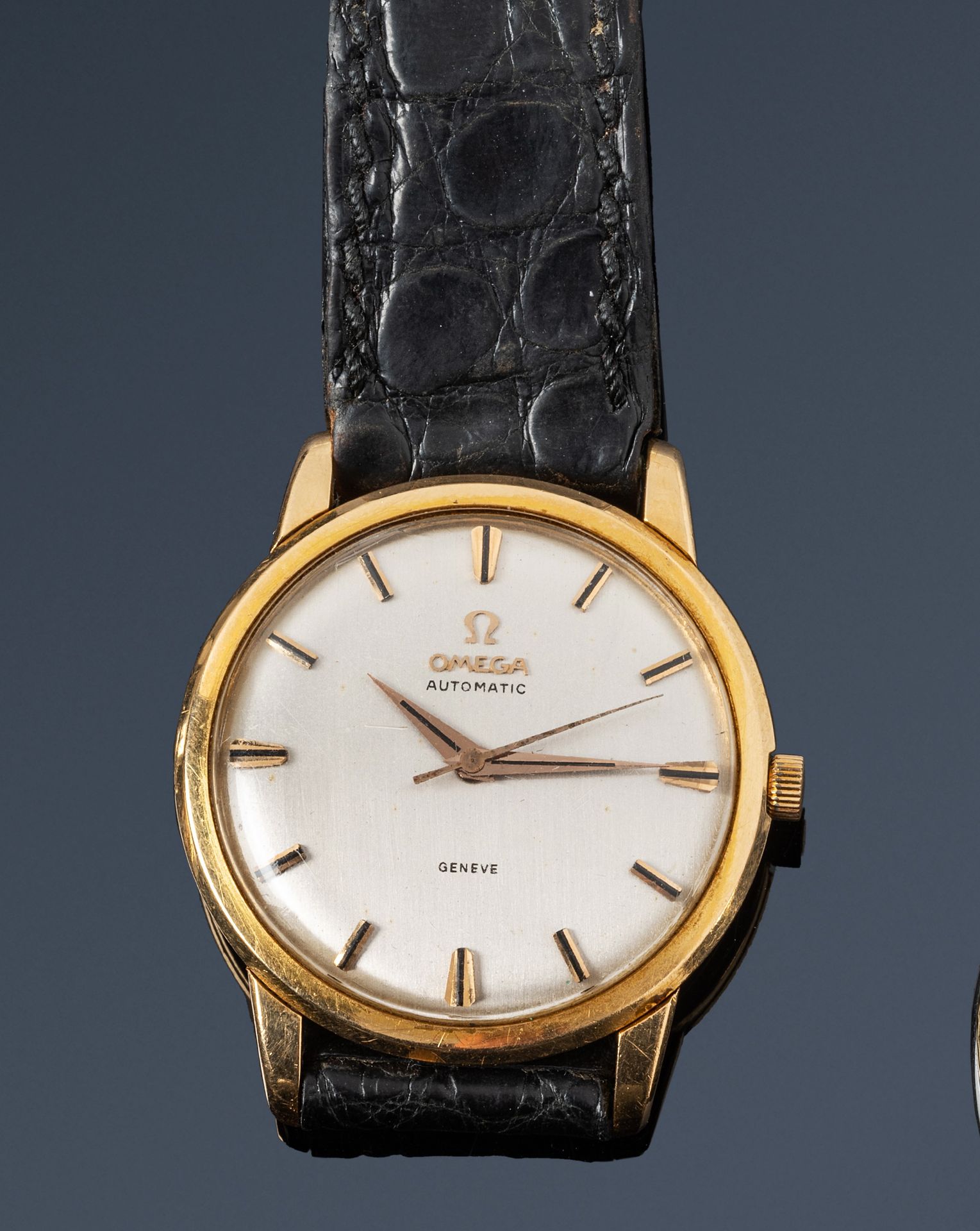 Null OMÉGA

Armbanduhr aus 18 Karat Gold (750). Rundes Gehäuse, Boden mit Druckv&hellip;