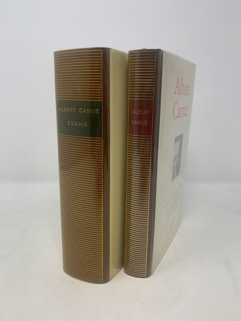 BIBLIOTHEQUE DE LA PLEIADE 
2 vol. 
CAMUS Albert, Essais, Bibliothèque de la Plé&hellip;