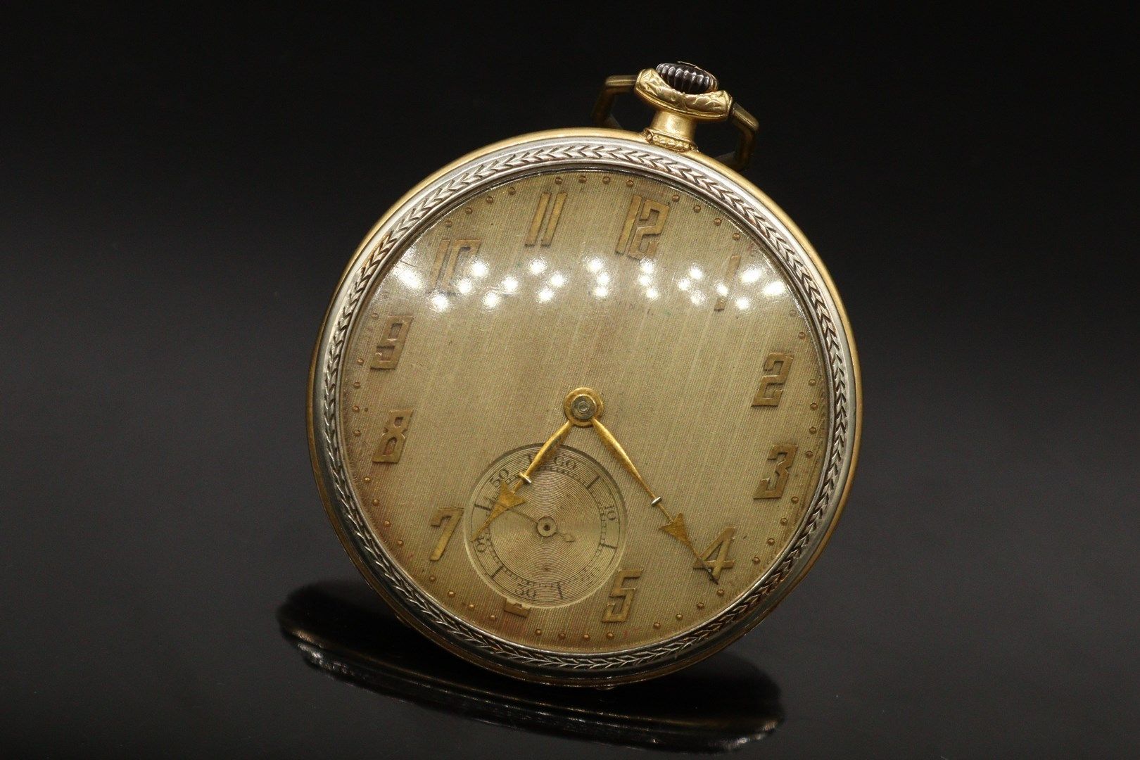 Null Pocket watch in 18k (750) yellow gold, silvered dial, Arabic numerals for t&hellip;