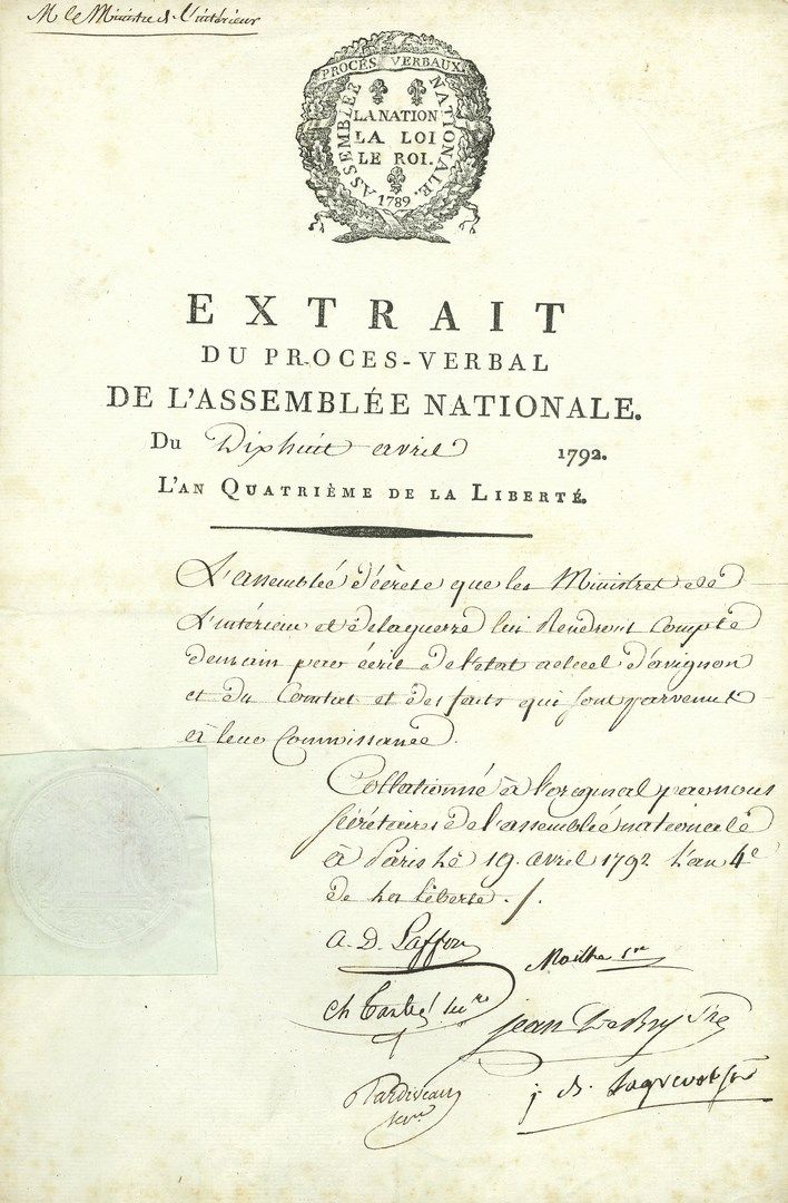 Null 国民议会。2份由几位代表撰写的附文，1792年4月至5月；每份1页对开页，有插图和标题 国民议会记录摘录。



4月18日，Jean De Bry,&hellip;