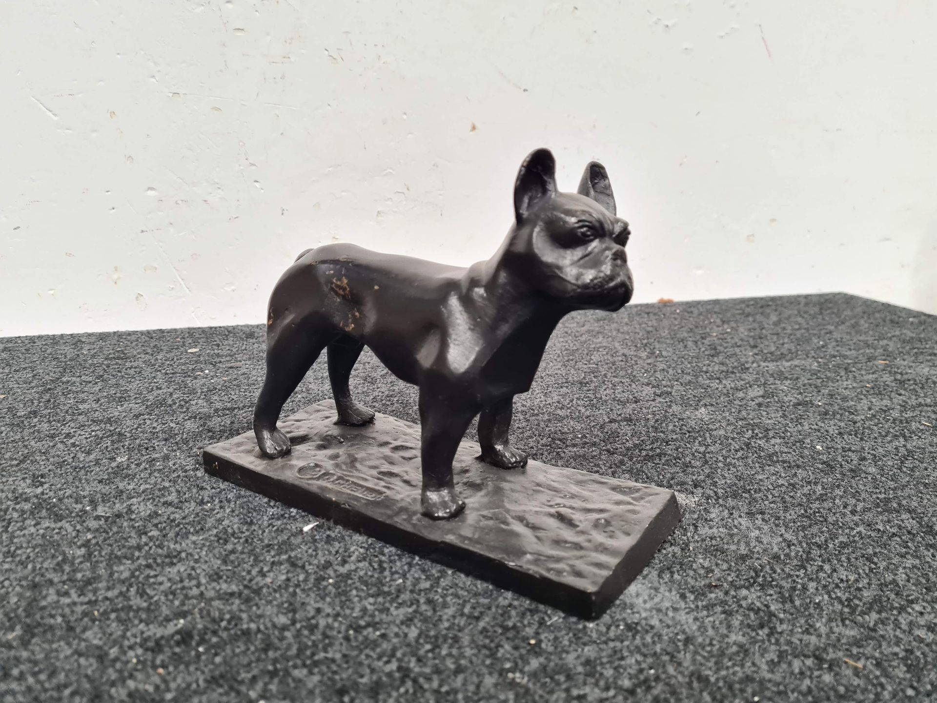 Null CHENET Pierre (XXth century)

English bulldog 

Bronze with black patina, o&hellip;