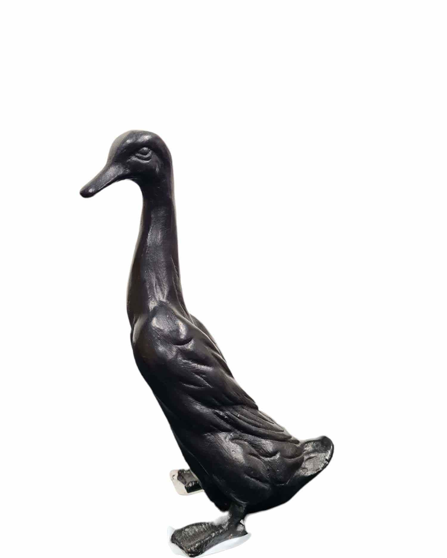 Null CHENET Pierre (20. Jahrhundert)

Ente 

Bronze mit schwarzer Patina, auf de&hellip;