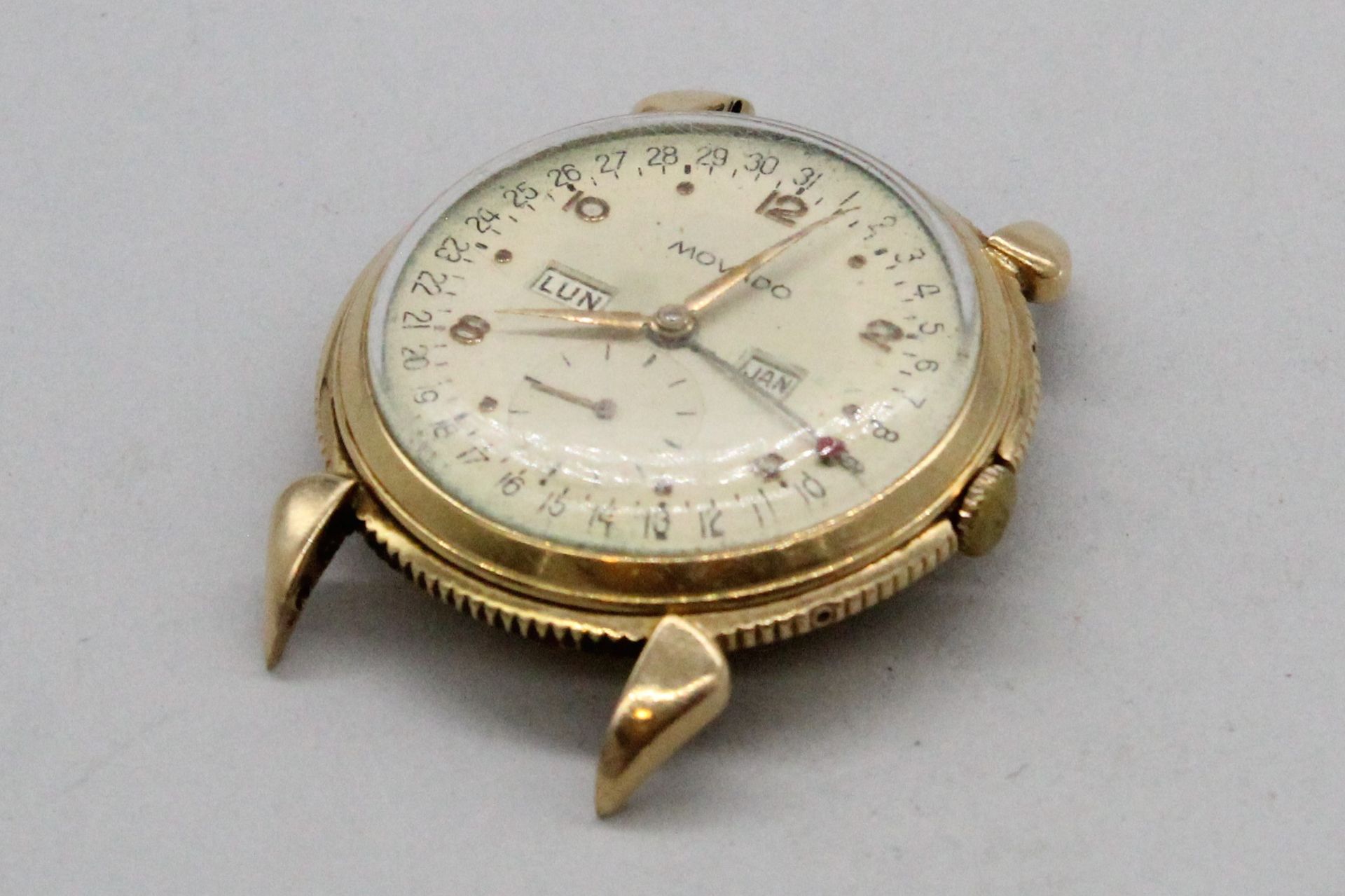 Null Boîtier de montre en or jaune 18k (750), cadran à fond crème index ronds et&hellip;