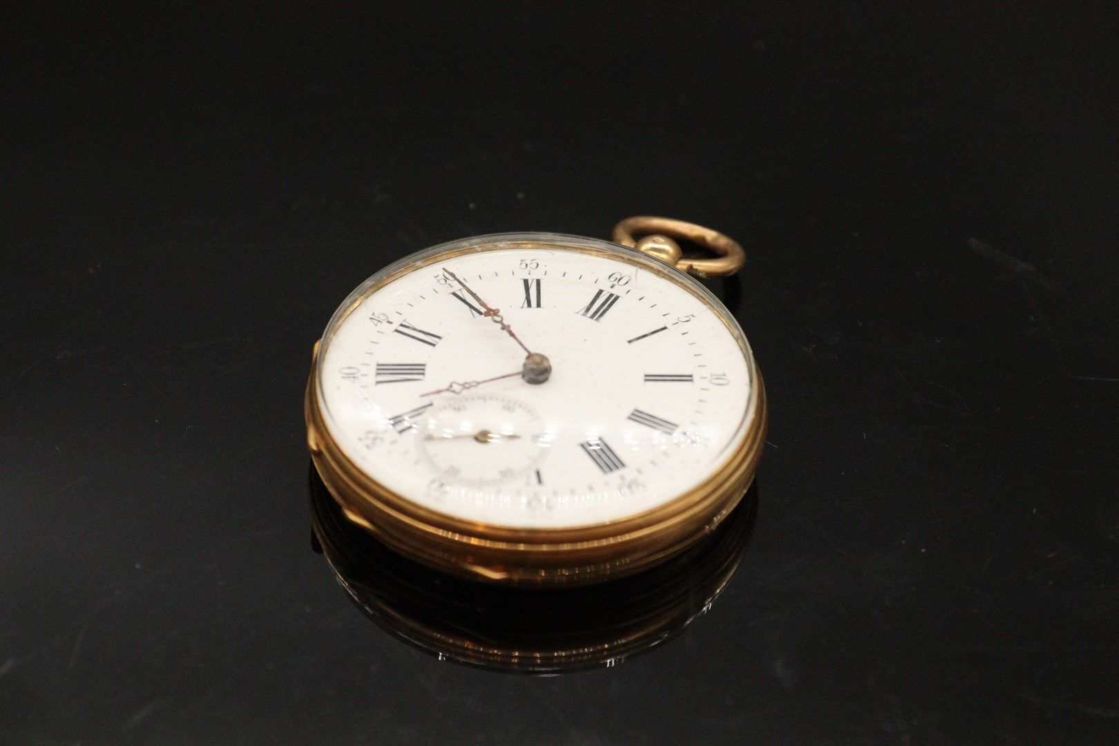 Null 18K (750) gold gousset watch with enameled dial, second hand at 6 o'clock, &hellip;