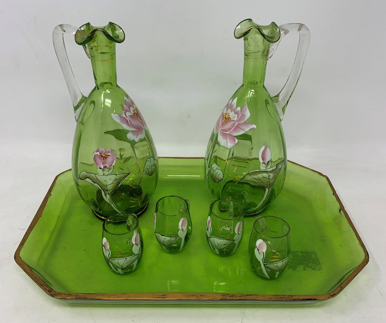 Null Liqueur tray composed of an octagonal tray, two decanters and four glasses &hellip;