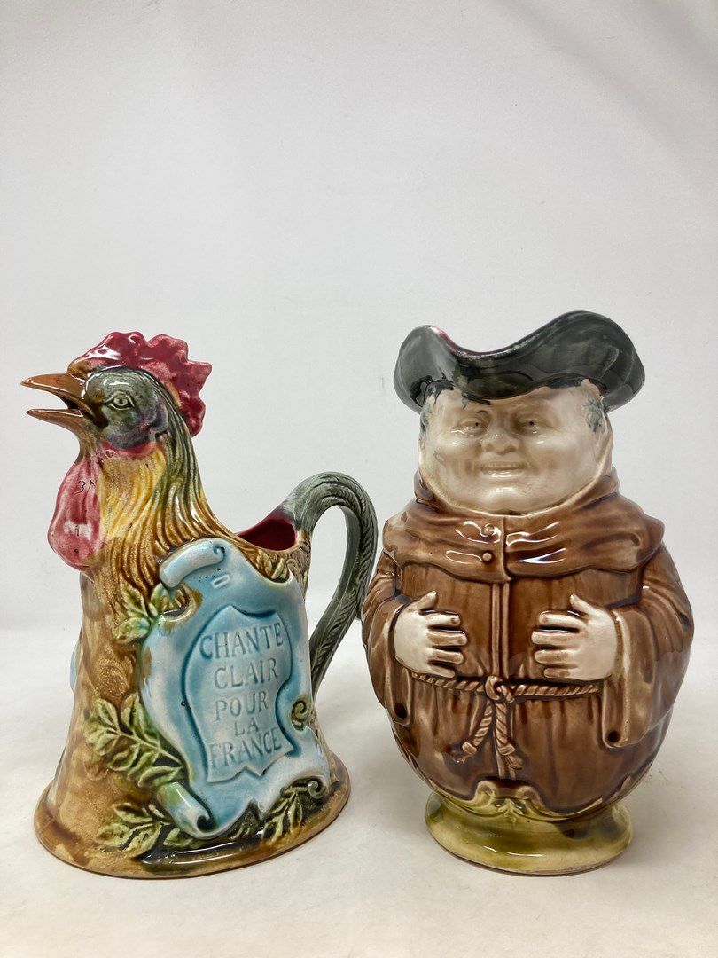 Null Onnaing 

Conjunto de dos jarras que representan un monje y un gallo. 

H. &hellip;