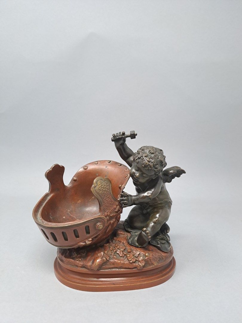 Null Auguste MOREAU 

Love forging a helmet 

Bronze with brown and red patinas &hellip;