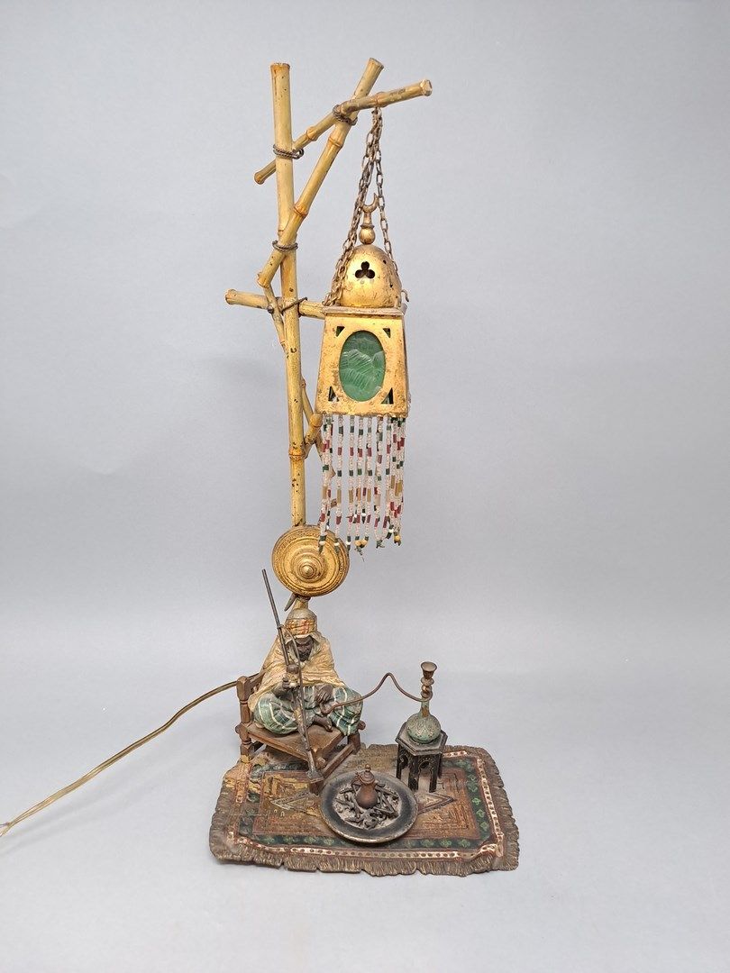Null Franz BERGMAN (1838-1894)

Oriental with hookah on his carpet, a lantern ha&hellip;