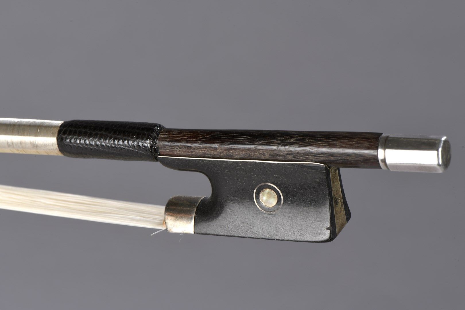 Null Violin bow by Joseph Arthur VIGNERON with the iron mark "A.VIGNERON à PARIS&hellip;