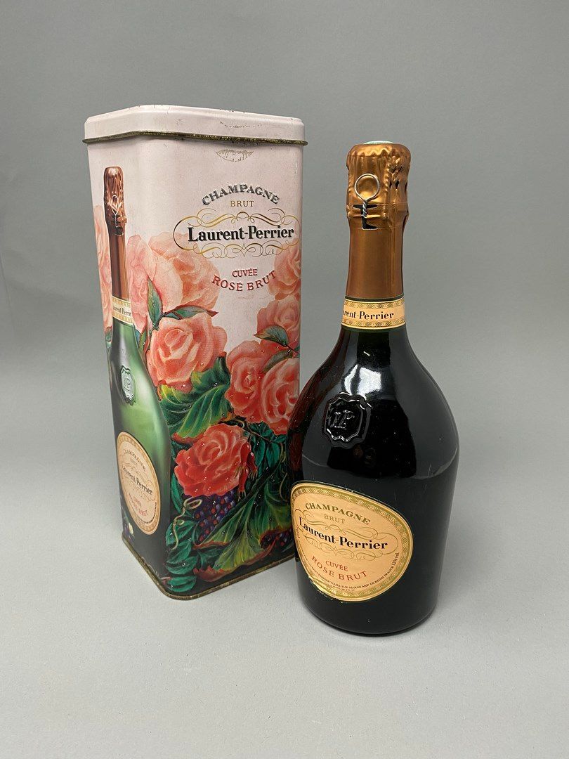 Null Laurent-Perrier, Champagner, cuvé rosé-brut, in seiner Metalldose, ELD