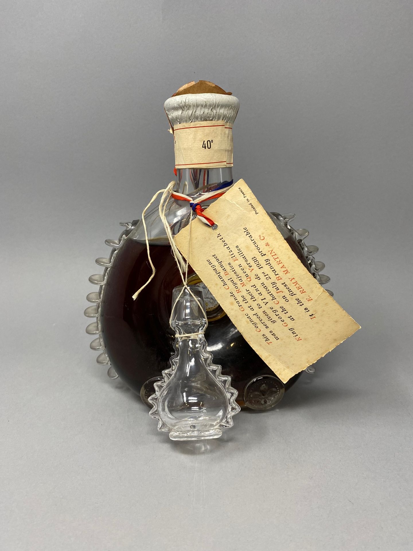 Null REMY MARTIN
Bouteille de cognac Louis XIII, Grande Champagne Très vieille, &hellip;
