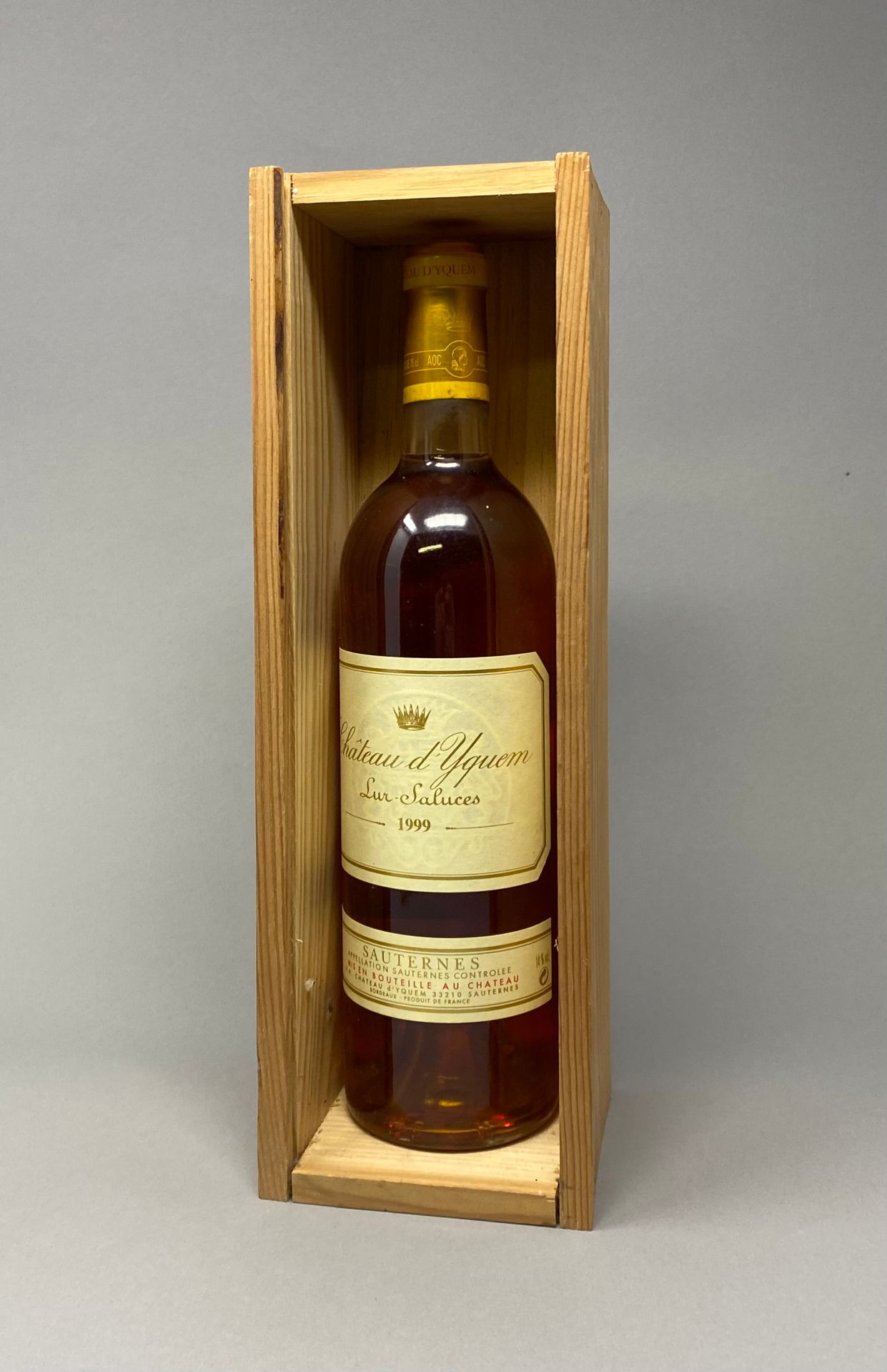 Null 1 bottle CH. 	D'YQUEM, 1° cru supérieur Sauternes 1999