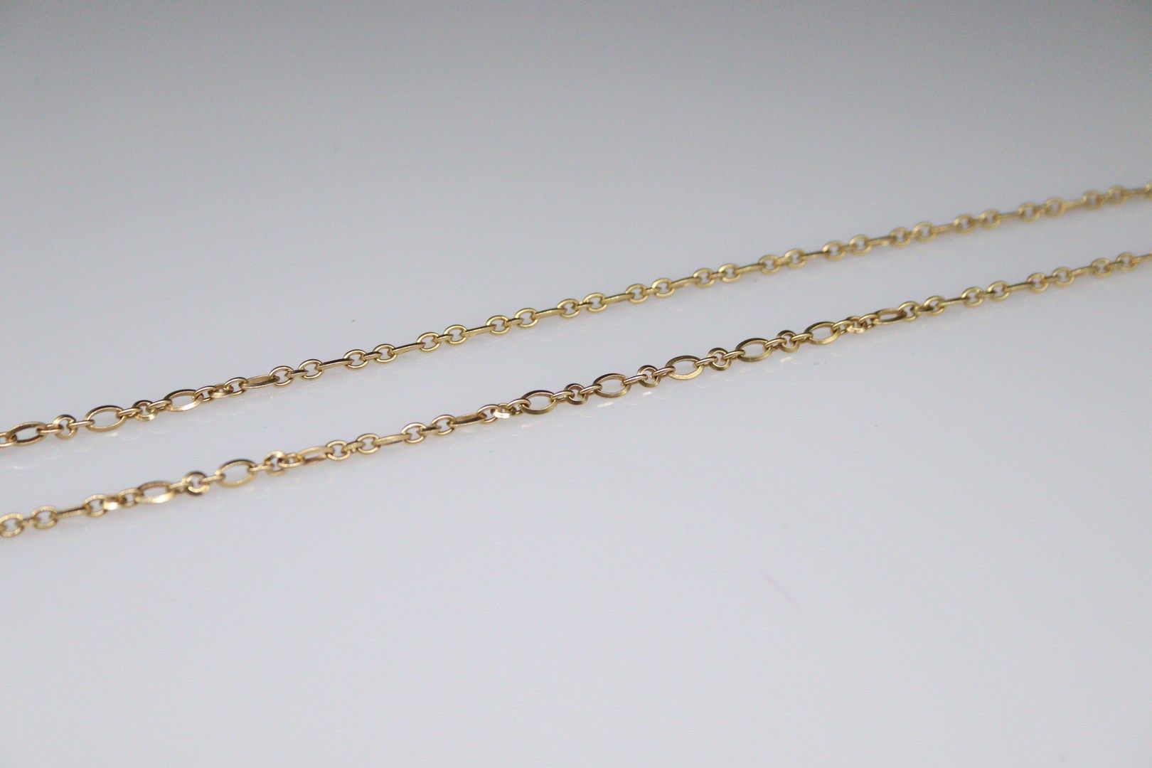 Null Chain in yellow gold 18k (750) with mesh forçât.
Necklace : 59.5 cm - Weigh&hellip;