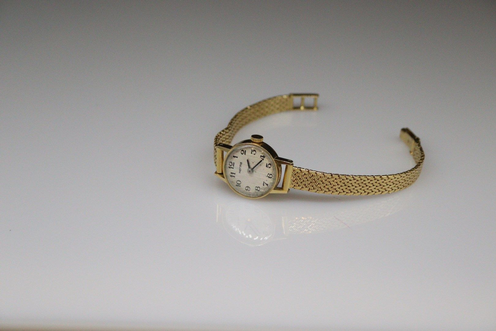 Null HERMA
Reloj de señora, caja de oro amarillo de 18 quilates (750), esfera pl&hellip;