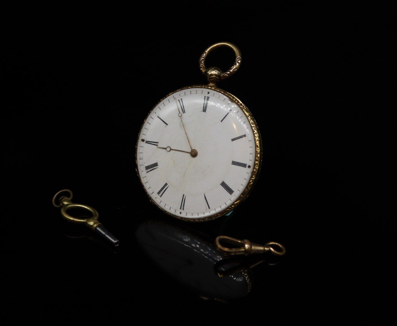 Null Pocket watch in 18k (750) yellow gold, white enamel dial, Roman numerals. T&hellip;