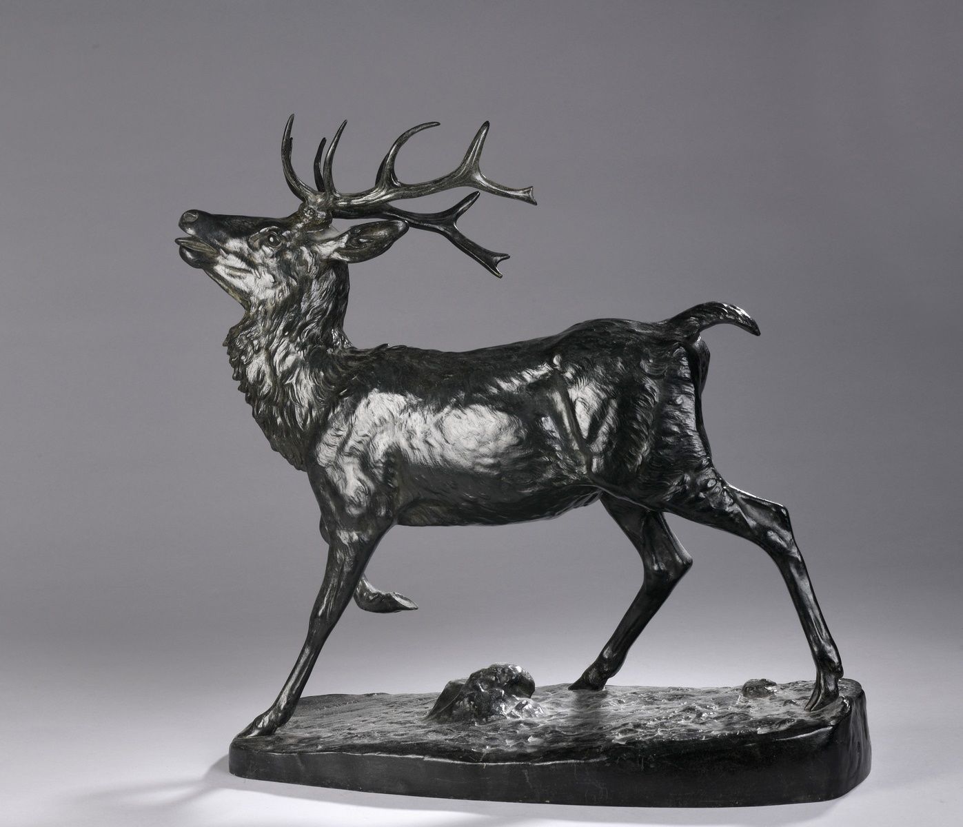 Null BARYE Antoine Louis, 1796-1875
Cerf debout
bronze à patine brun foncé, font&hellip;