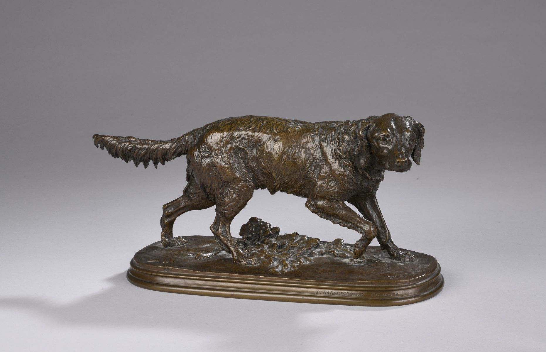 Null 皮埃尔-儒勒（MÈNE），1810-1879年
法国小猎犬（法比奥）N°1
浅棕色铜锈的F BARBEDIENNE FONDEUR，遗体铸造
平台上：&hellip;