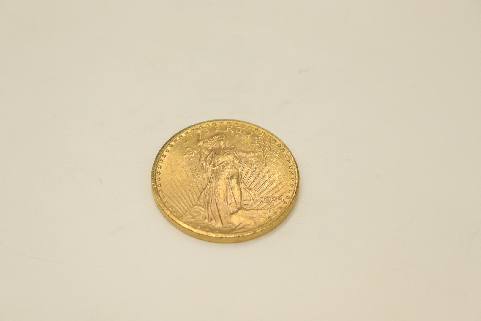 Null ETATS-UNIS
20 dollars or "Saint Gaudens" 1924
Poids : 33.40 g
