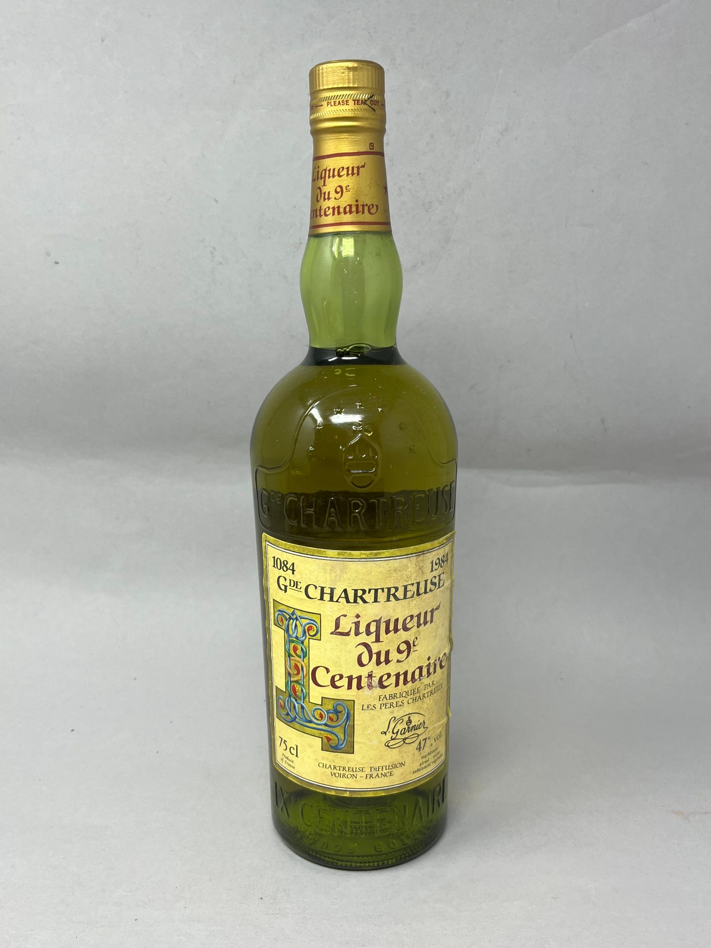 Null 1 bouteille de Chartreuse du neuvième centenaire. Cartonnage.
Niveau moyen