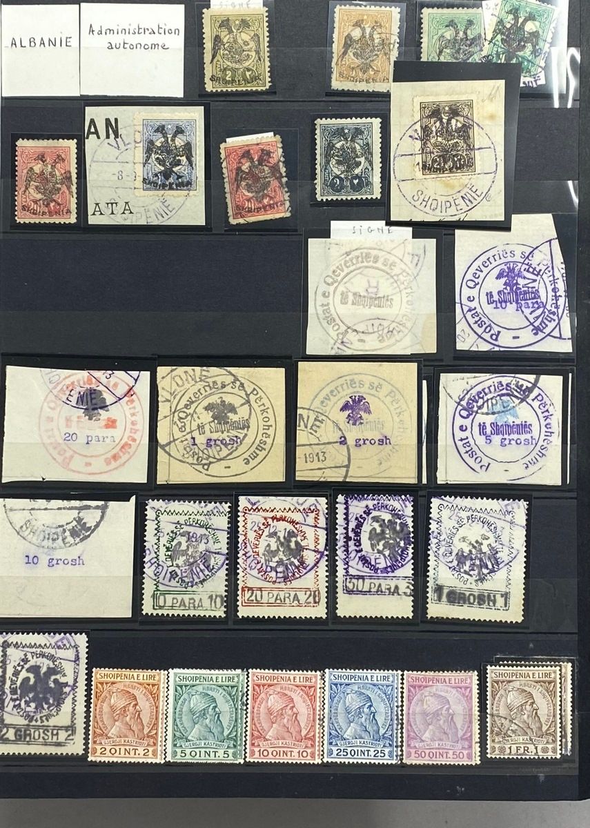 Null 阿尔巴尼亚
非常高级的套装。邮资，块状和片状。 
被取消的邮票，有铰链和无铰链的都是全新的。