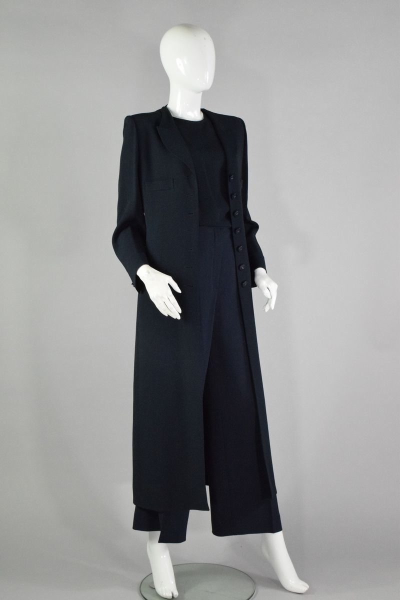 Null SONIA RYKIEL 

Beautiful flowing navy ensemble featuring a long jacket with&hellip;