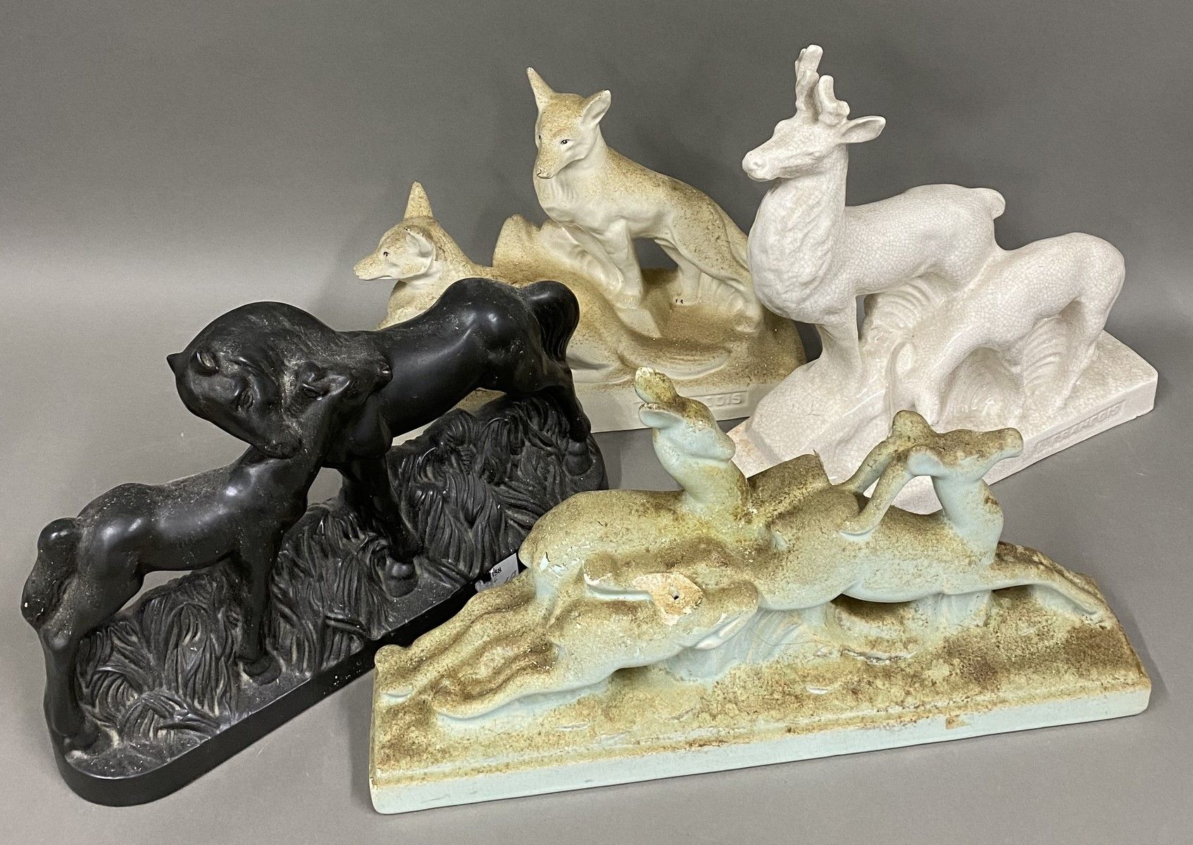 Null Suite de 4 sujets animaliers en céramique : 

L. François (1882-1965) [ Fra&hellip;