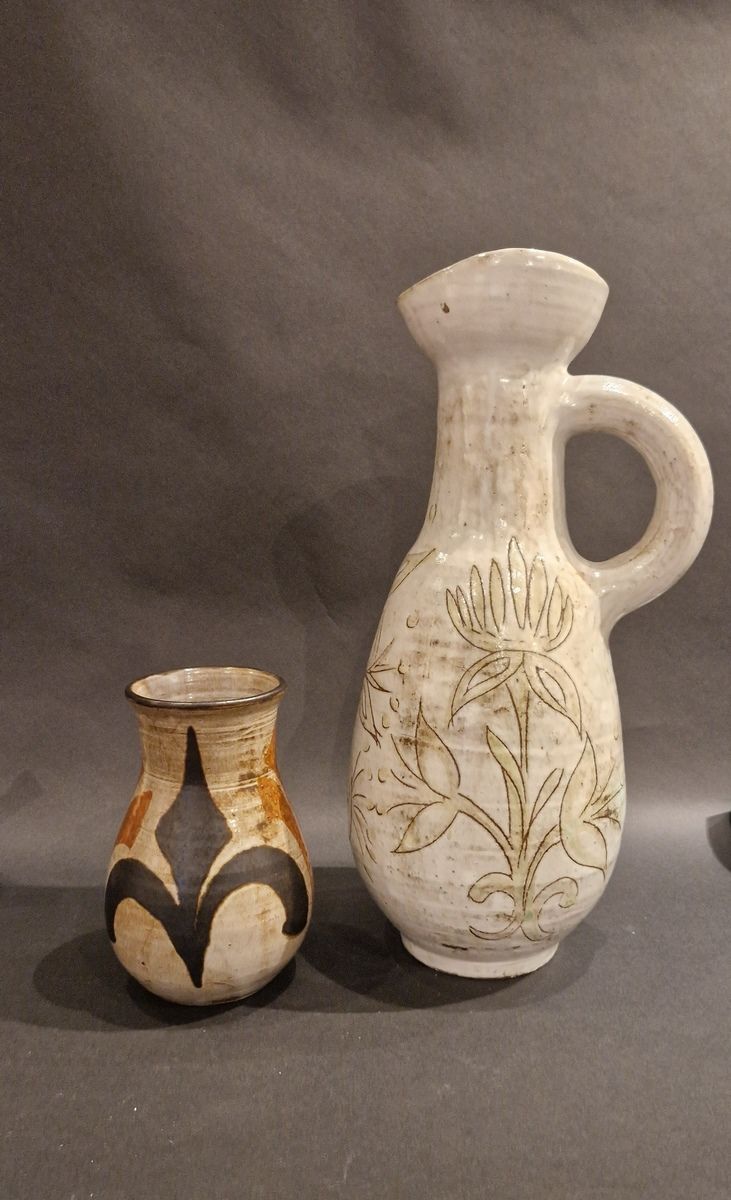 Null Max BOISSAUD(XXe siècle)
Lot de deux pièces :
- Vase à décor géométrique.
-&hellip;