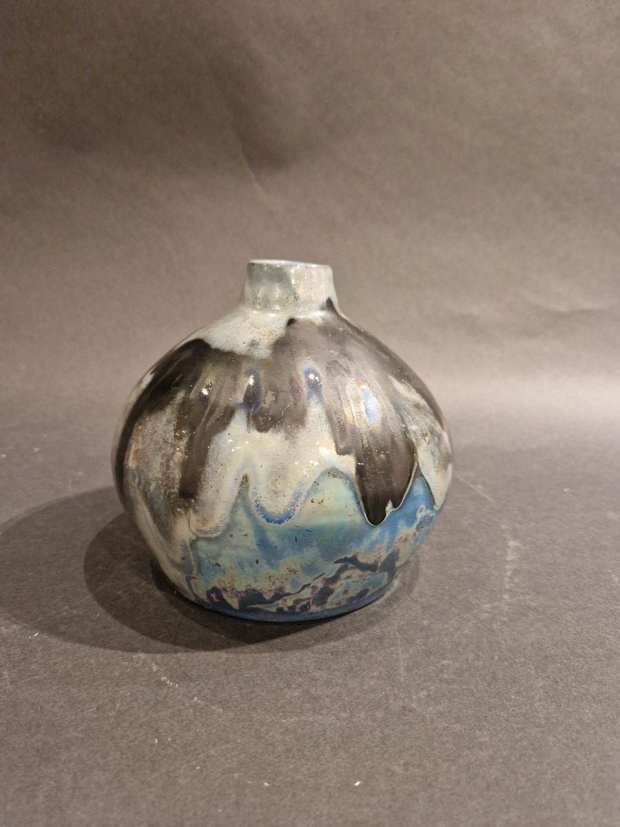 Null Paul BEYER (1873-1945)
Vase boule à col légèrement tubulaire en grès émaill&hellip;