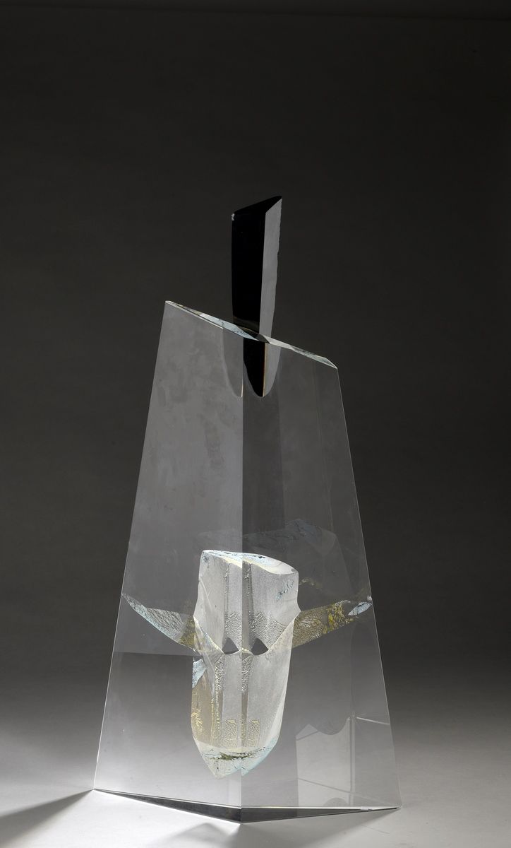 Null Yan ZORITCHAK (France, né en 1944) 
« FLEUR CELESTE » Sculpture en cristal &hellip;