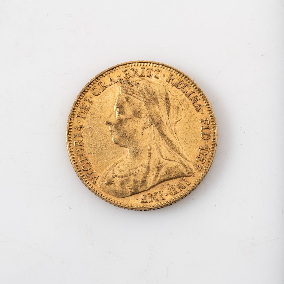 Null Une pièce en or d'1 Souverain Victoria tête vieille (1901). 

Poids : 7,98 &hellip;