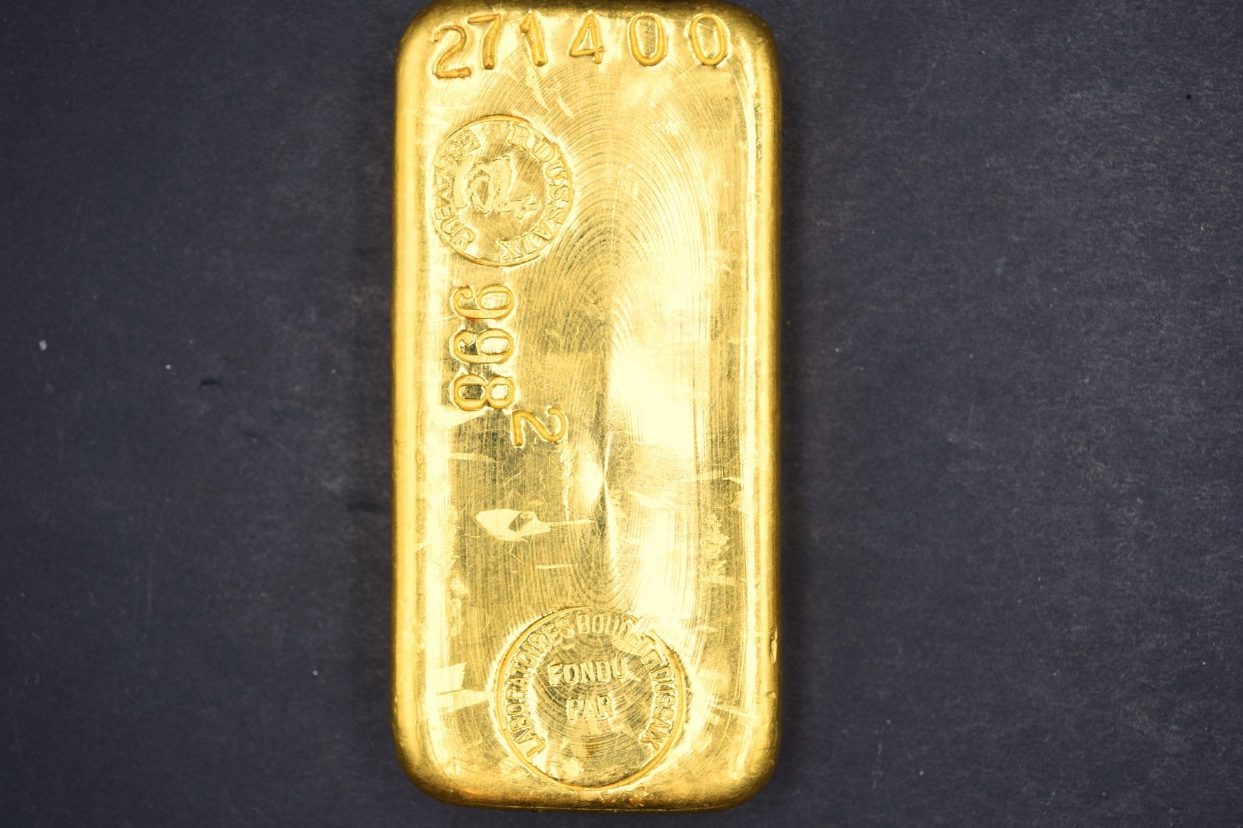 Null Gold bullion n°271400
Title : 998.2
Weight : 1003.7 g. 
Accompanied by its &hellip;