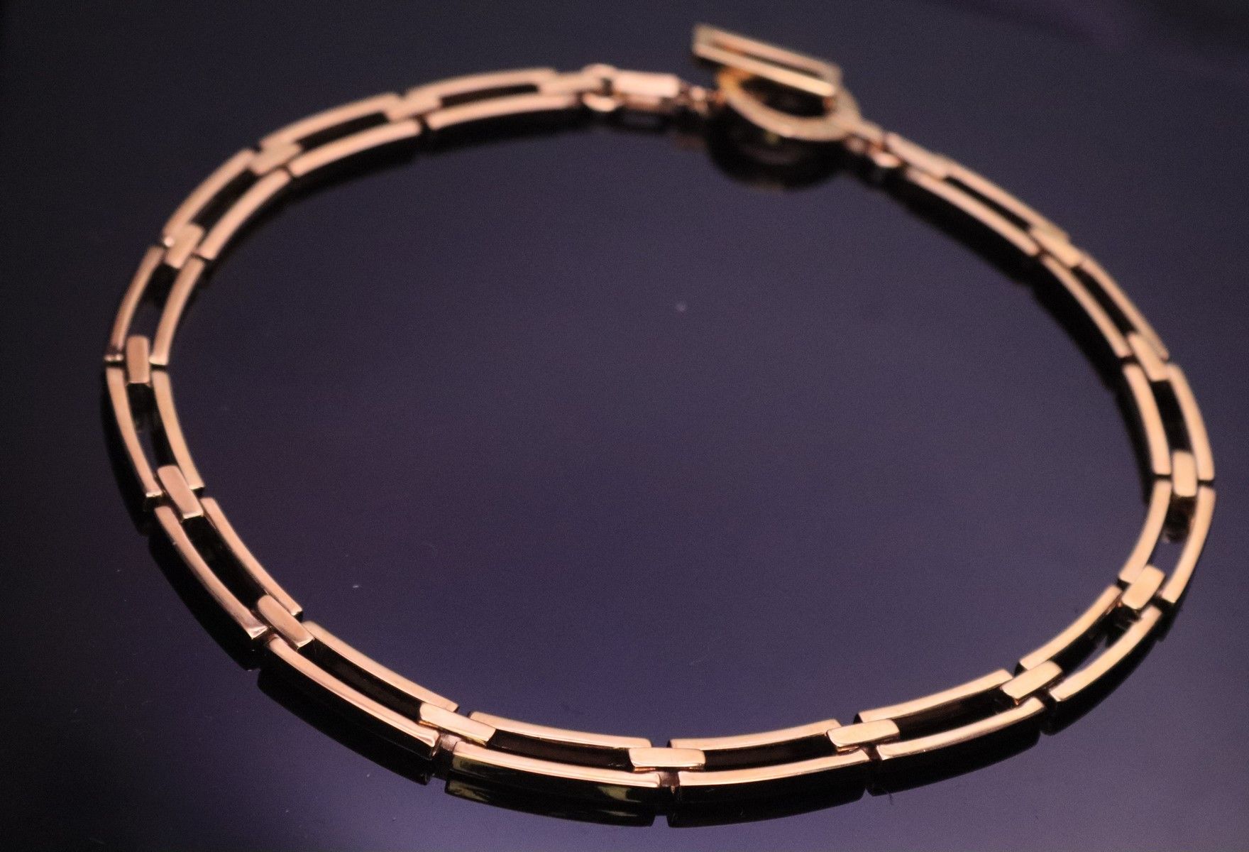 Null NINA RICCI 

Halskette aus vergoldetem Metall mit rechteckigem Maschenbild &hellip;
