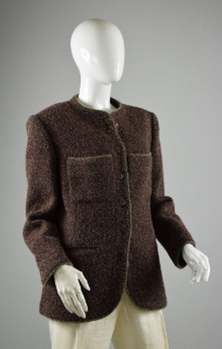 Null CHANEL Boutique
Automne/Hiver 1997

Veste en tweed bordeaux à détail fils g&hellip;