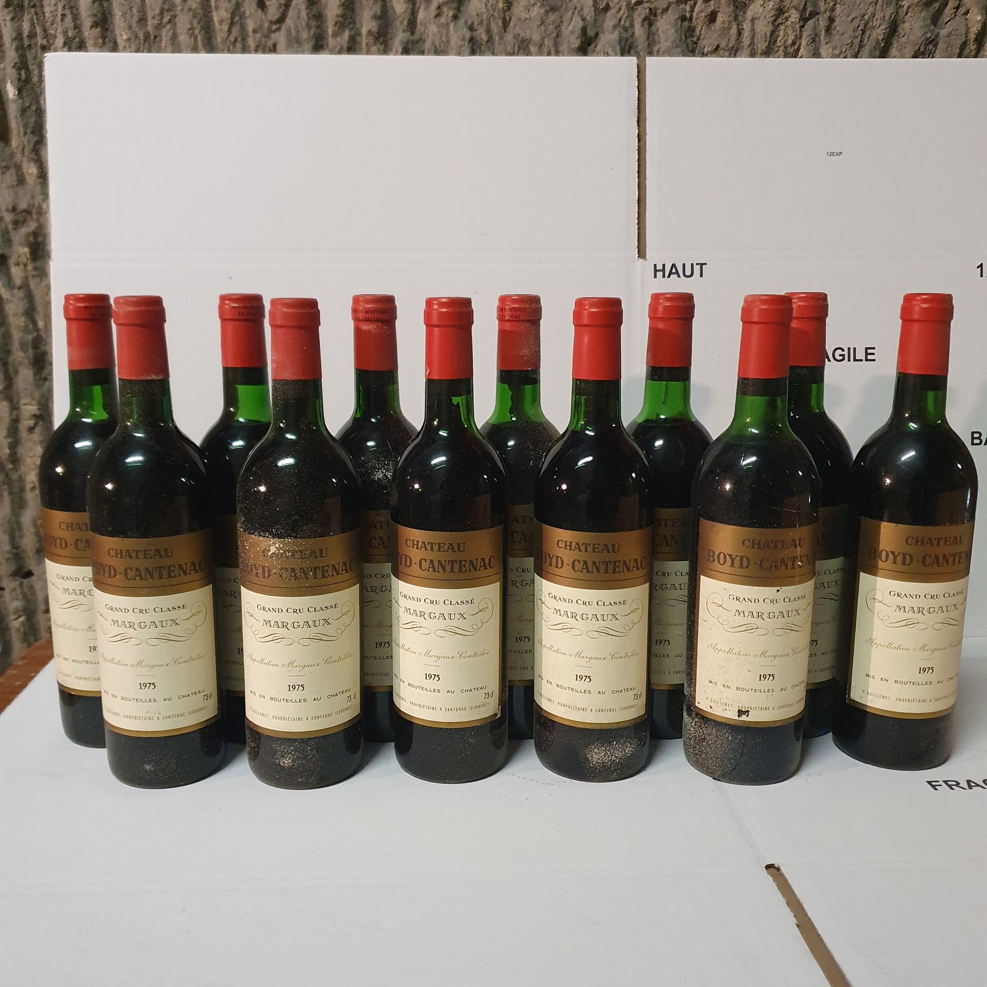 Null 12 botellas Château BOYD-CANTENAC, 3° cru Margaux 1975 CB 4LB, 1MB